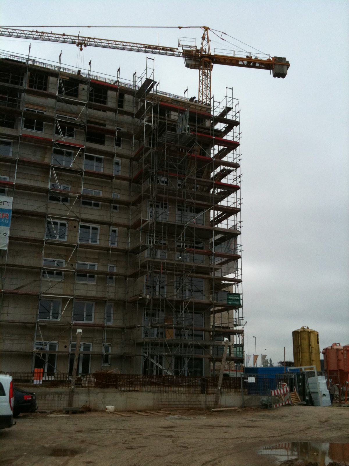 Blick über das Baufeld auf die Nordseite